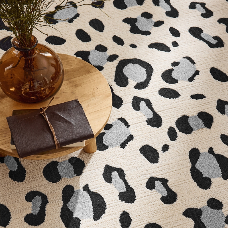 Tapis SAVA crème effet léopard 160x230 cm