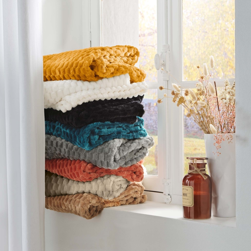 Plaid doux BOFY taupe 125x150 cm