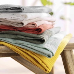 Parure de couette GUSTA kaki 240x220 cm (3 pièces)