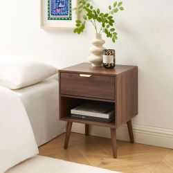 Ensemble commode et 2 tables de chevet JEANNE effet noyer