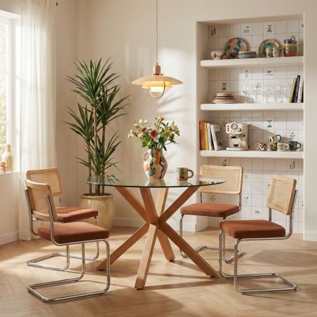 Ensemble repas table à manger ronde en verre HARRY 120 cm et lot de 4 chaises ELLA velours côtelé terracotta et cannage