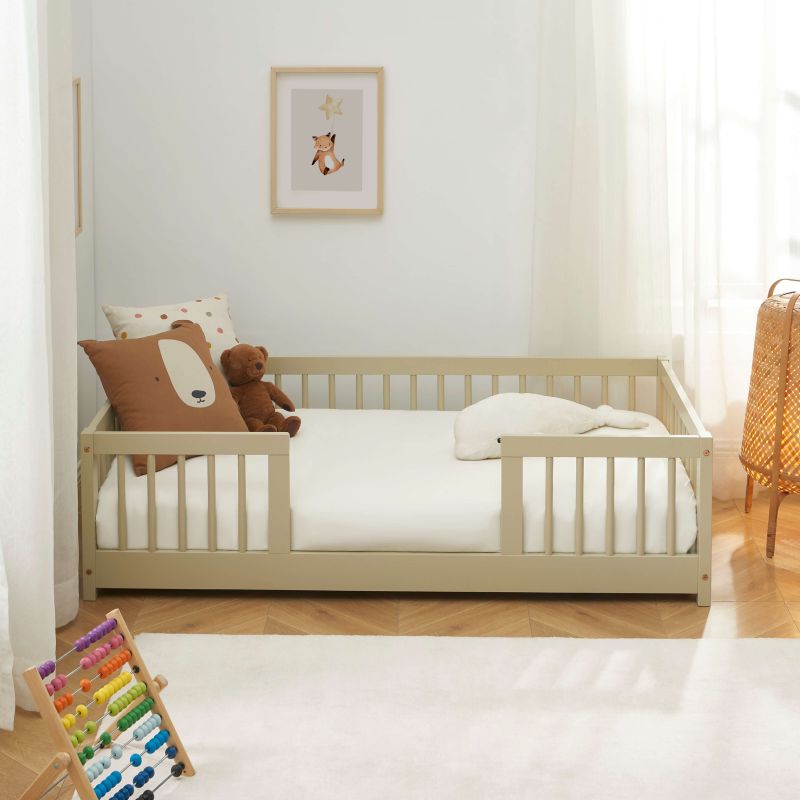 Lit enfant avec barrières EDEN 70x140 pin massif beige sommier inclus