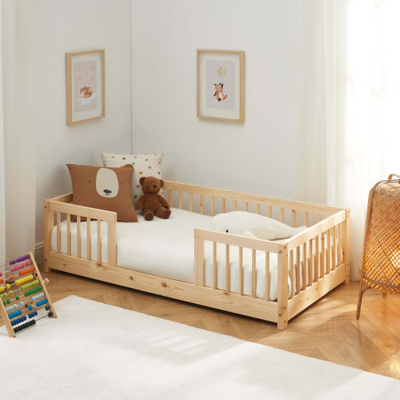 Lit enfant avec barrières EDEN 70x140 pin massif sommier inclus