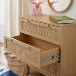 Commode HELENA 3 tiroirs effet chêne et cannage rotin 78cm