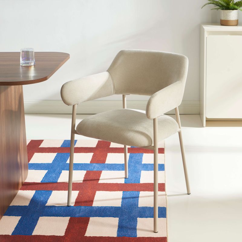 Lot de 2 fauteuils repas IVAN tissu beige glacé pieds métal beige