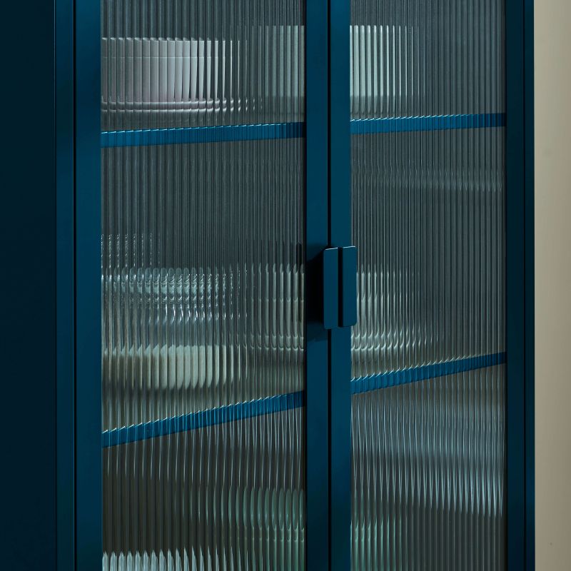 Vaisselier PANTONE en verre cannelé et métal bleu nuit h180cm