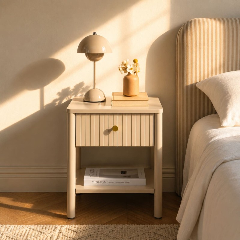 Table de chevet CLEO laqué beige